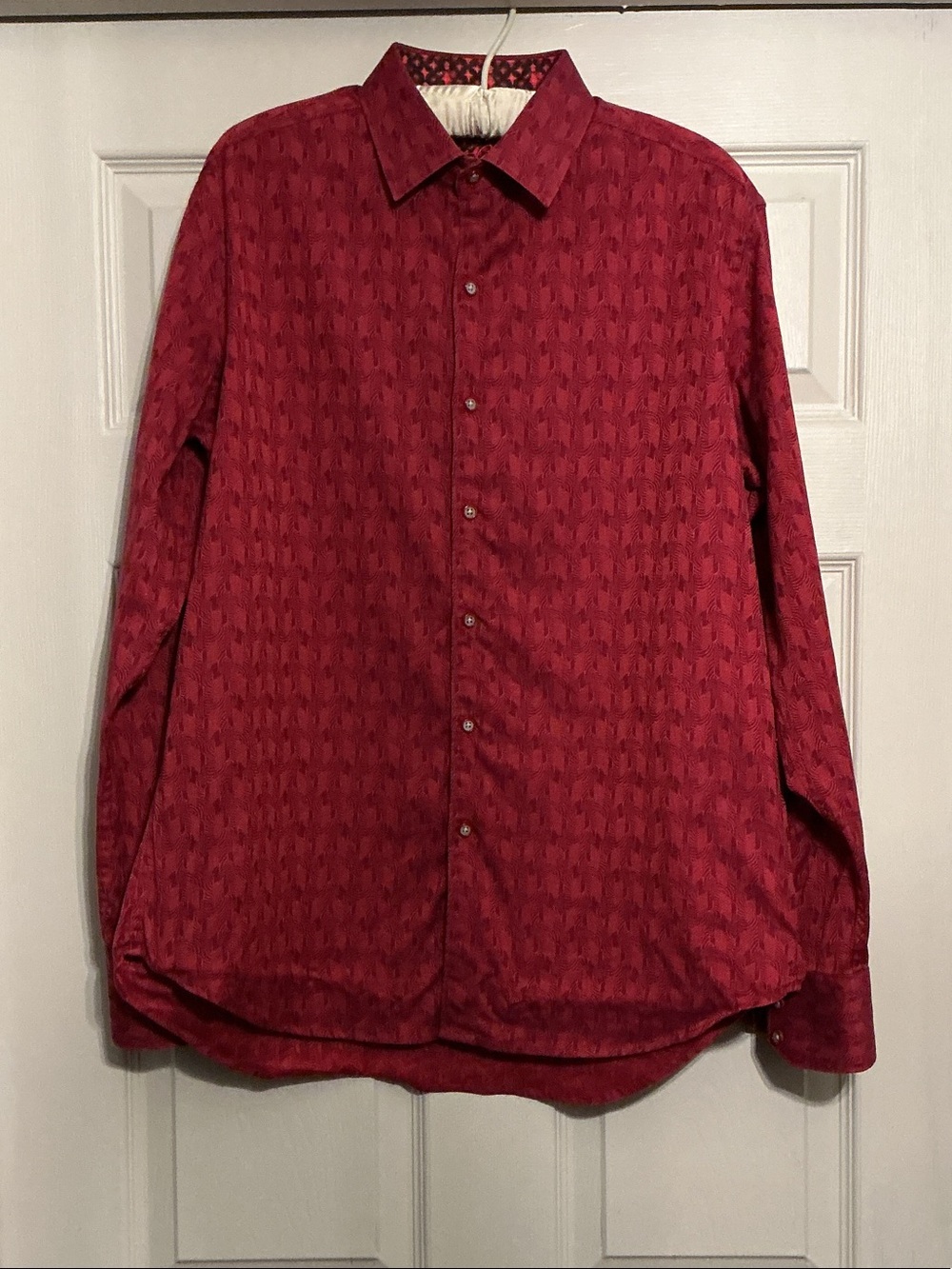 Robert Graham Men's Deep Red Patterned Button-Down Shirt